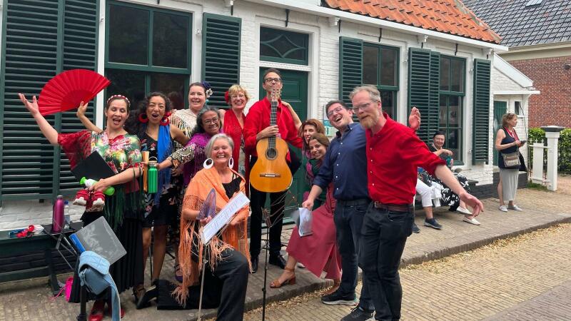 Tiri Tiri flamenco Choir