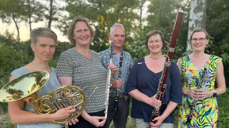 Blaaskwintet Feroce  - Vijf musici die  met hart en ziel spelen om u/jou te raken!