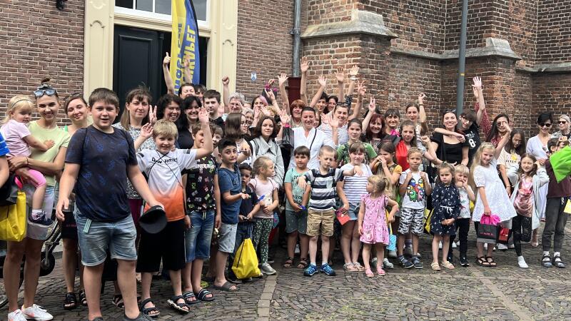 Binnengluren in de Oekraïense huiskamer