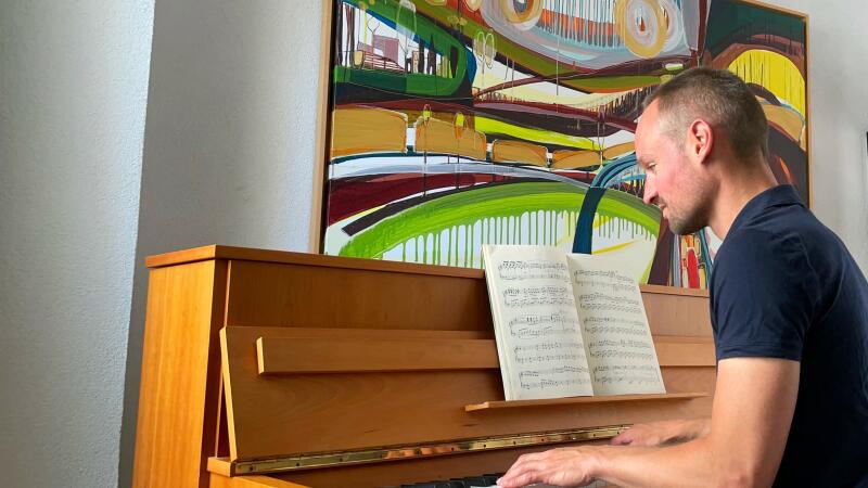 Arthur speelt AMIMEA