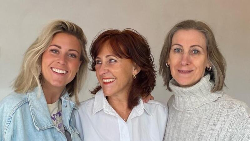 De Lowfield Sisters