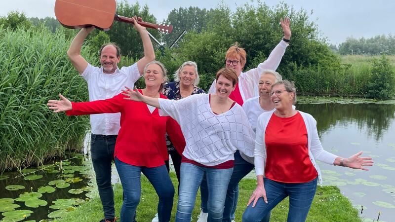 De Dames zingen ......