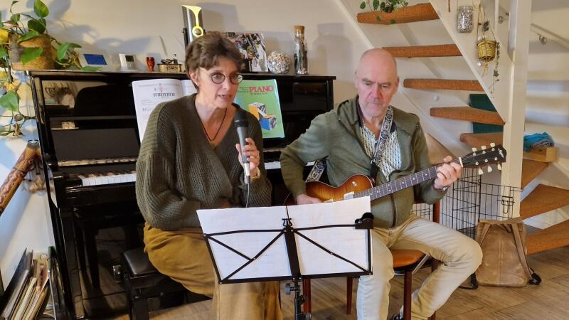 Henk en Astrid, Spelen omdat het kan