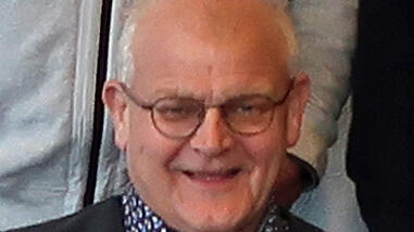 Rob draagt het op