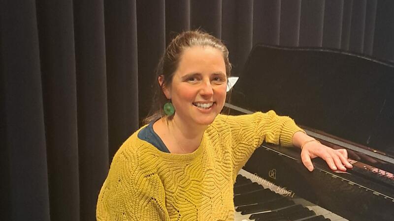 Axelle speelt: Metamorfose aan de piano
