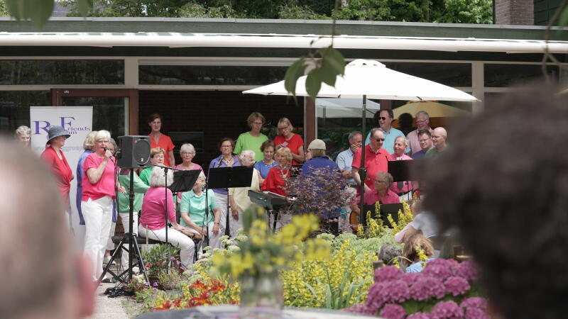 Zanggroep Rhythm & Friends