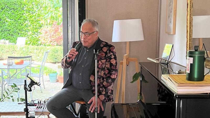Martin The Crooner Rellum
