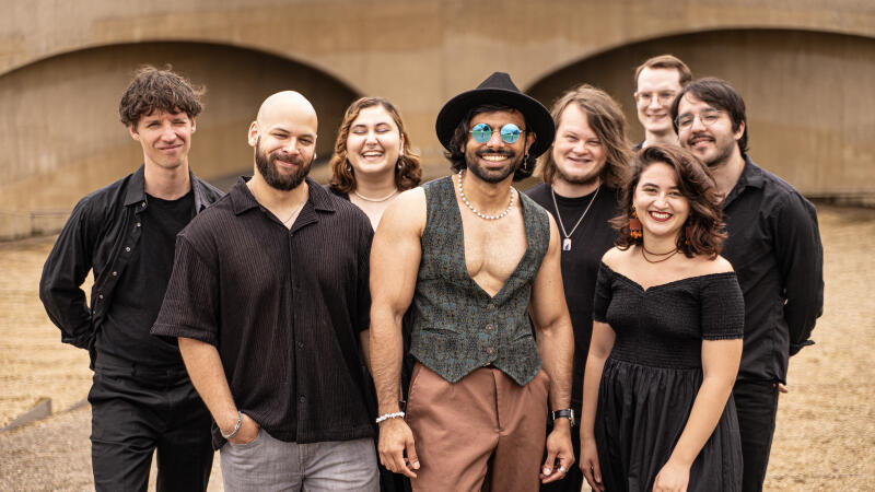 Tizaan Alphonso Collective